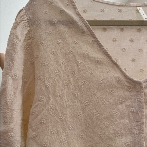 Rylee + Cru Cream Embroidered Textured Floral Top - Picture 2 of 4